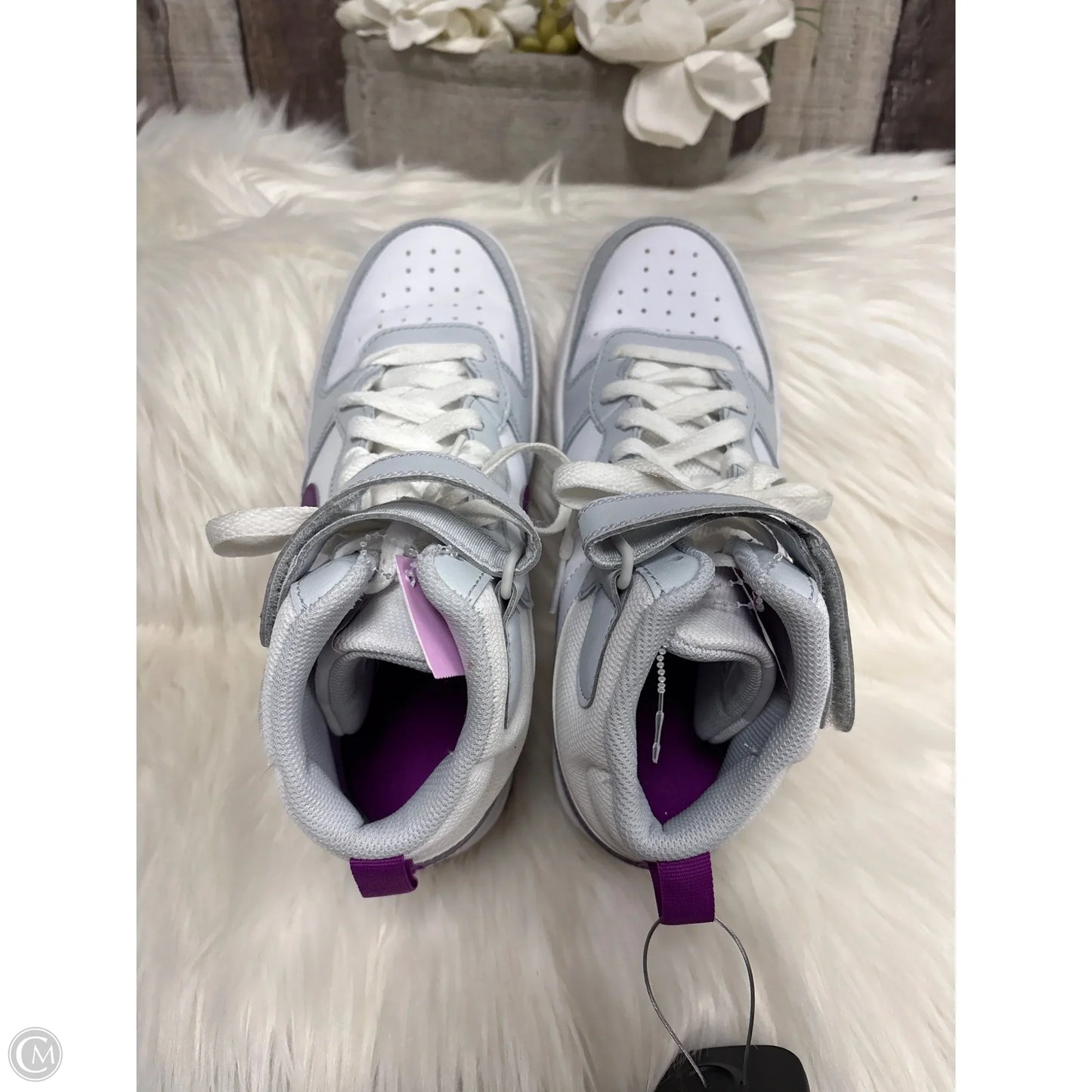 Shoes Athletic By Nike In White, Size: 7.5