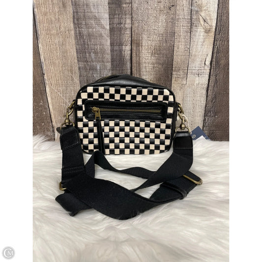 Crossbody By Universal Thread, Size: Small