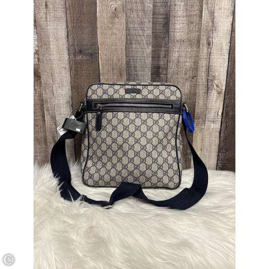 Crossbody Luxury Designer By Gucci, Size: Large