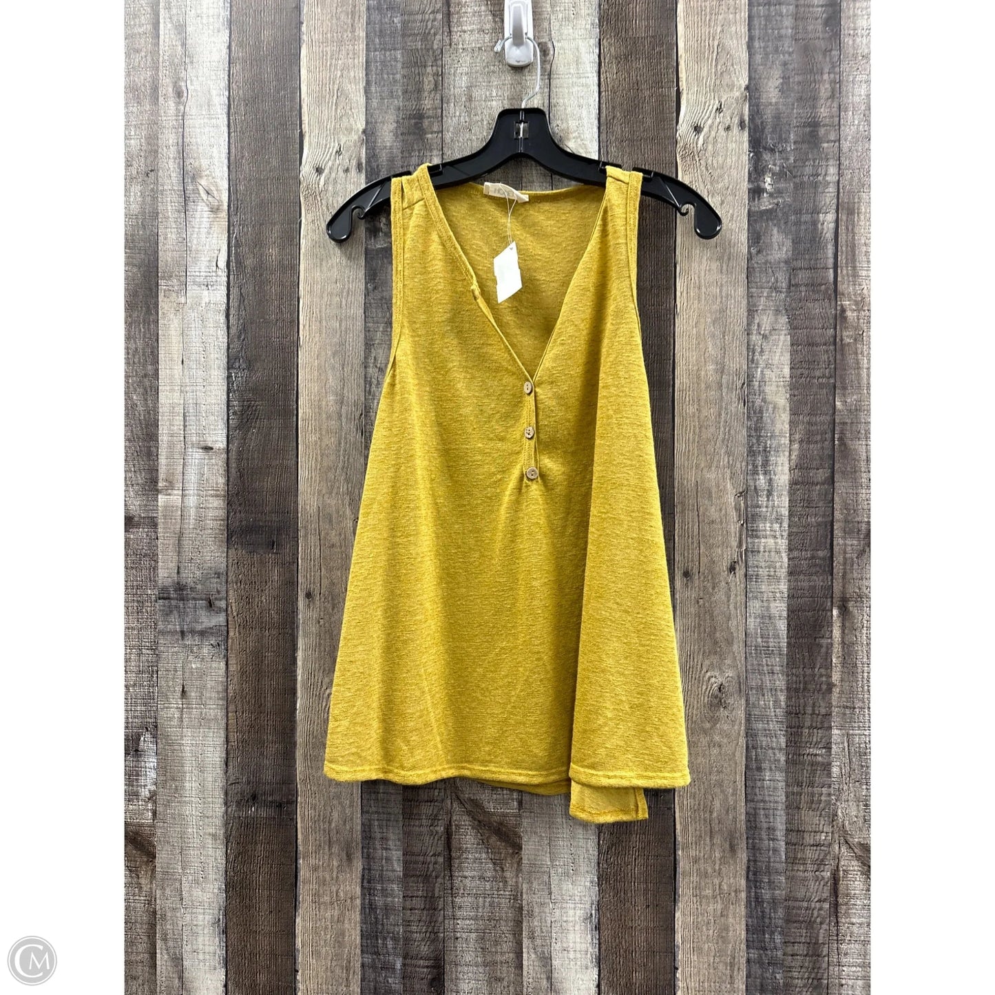 Top Sleeveless By Cme In Gold, Size: M