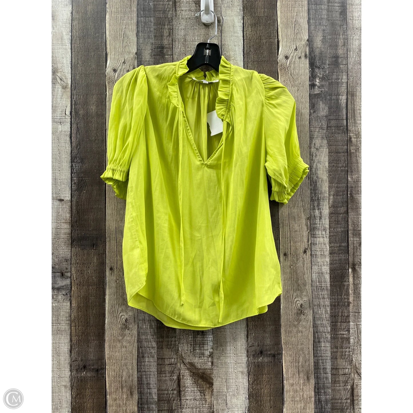 Top Short Sleeve By Rose And Olive In Green, Size: M