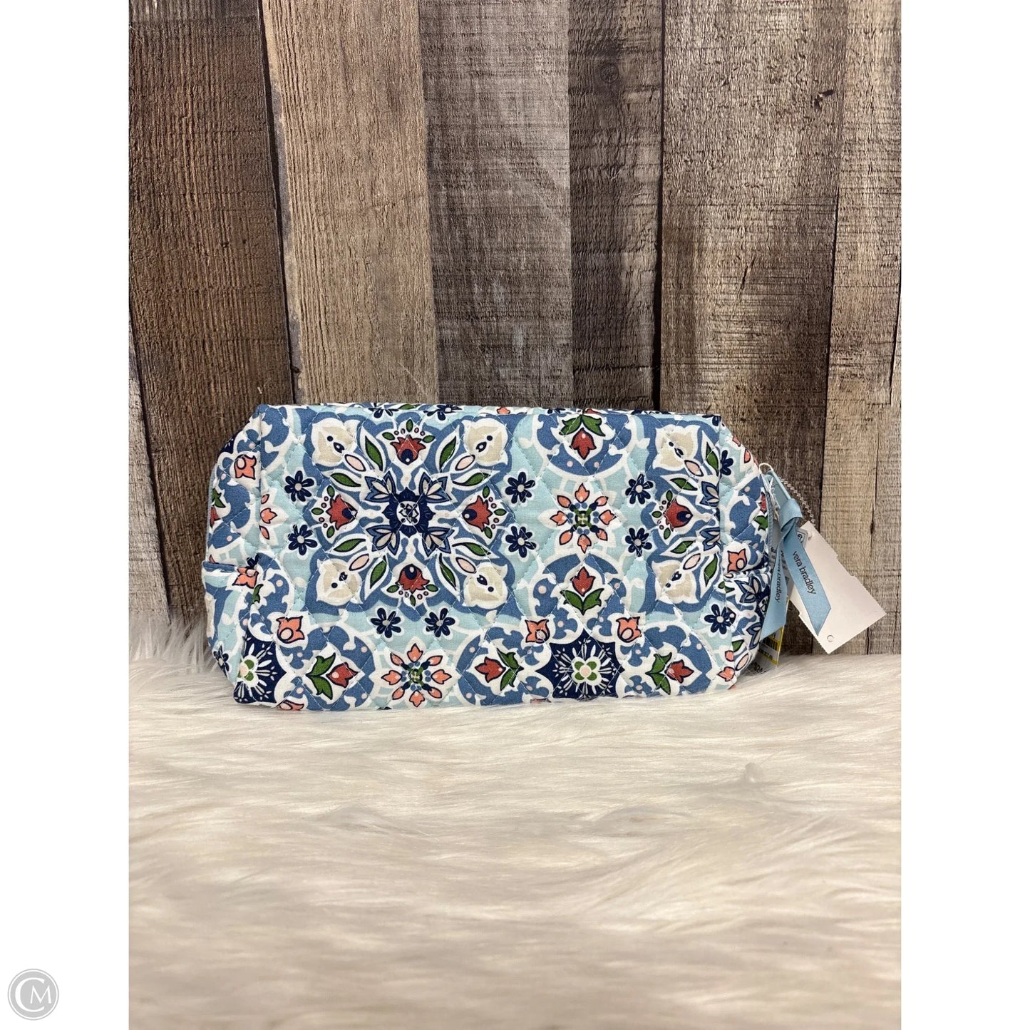 Makeup Bag By Vera Bradley, Size: Medium