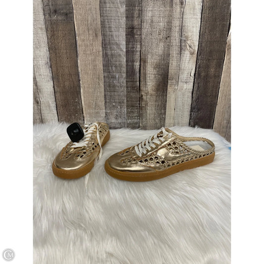 Shoes Flats By Dolce Vita In Gold, Size: 7