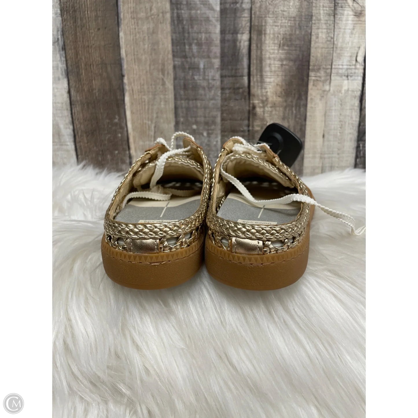 Shoes Flats By Dolce Vita In Gold, Size: 7