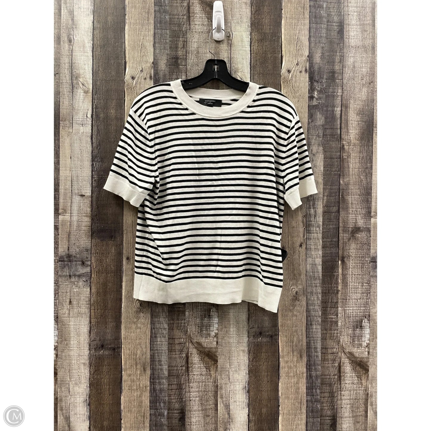 Top Short Sleeve By Banana Republic In Striped Pattern, Size: S