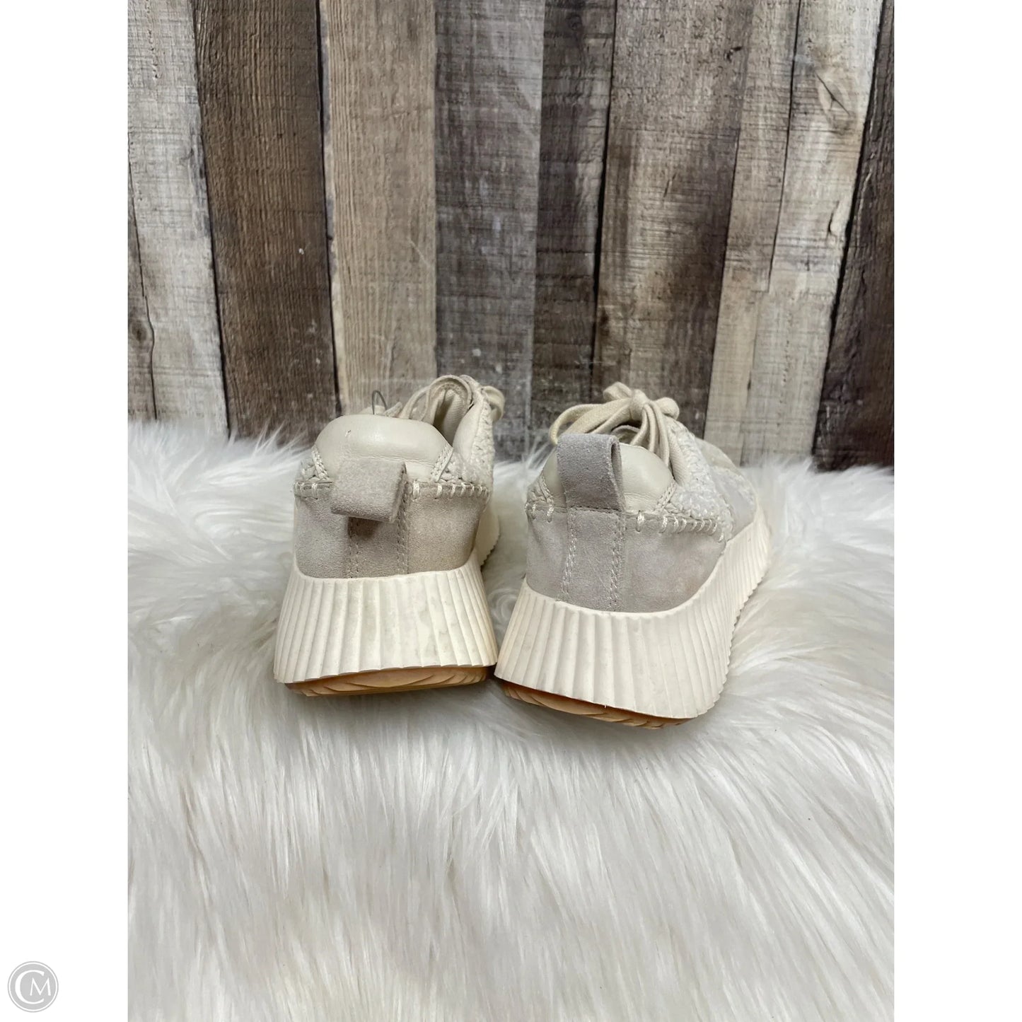 Shoes Sneakers By Dolce Vita In Cream, Size: 9