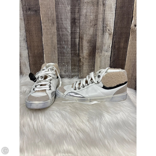 Shoes Sneakers By Marc Fisher In White, Size: 10