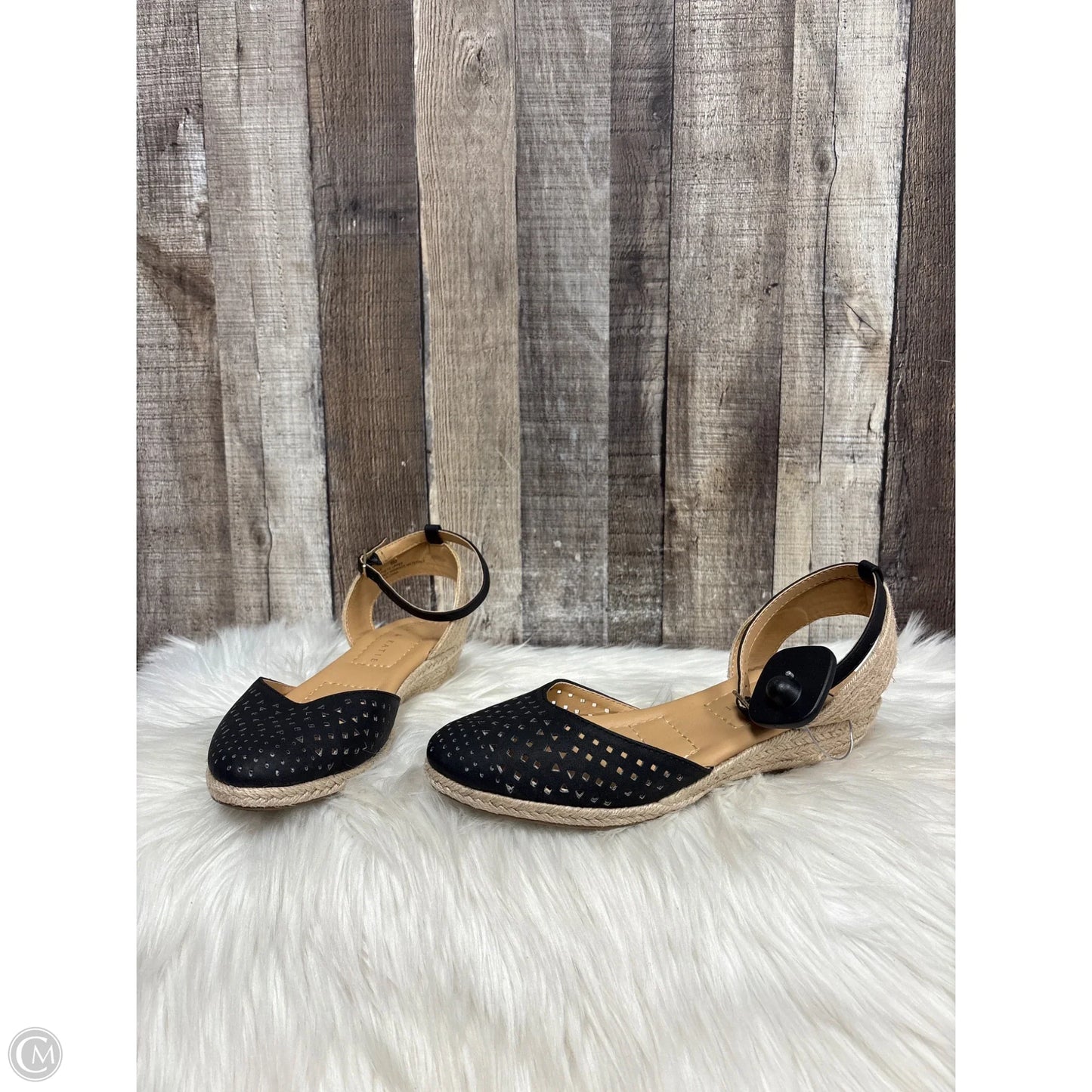 Shoes Heels Wedge By Kelly And Katie In Black, Size: 8