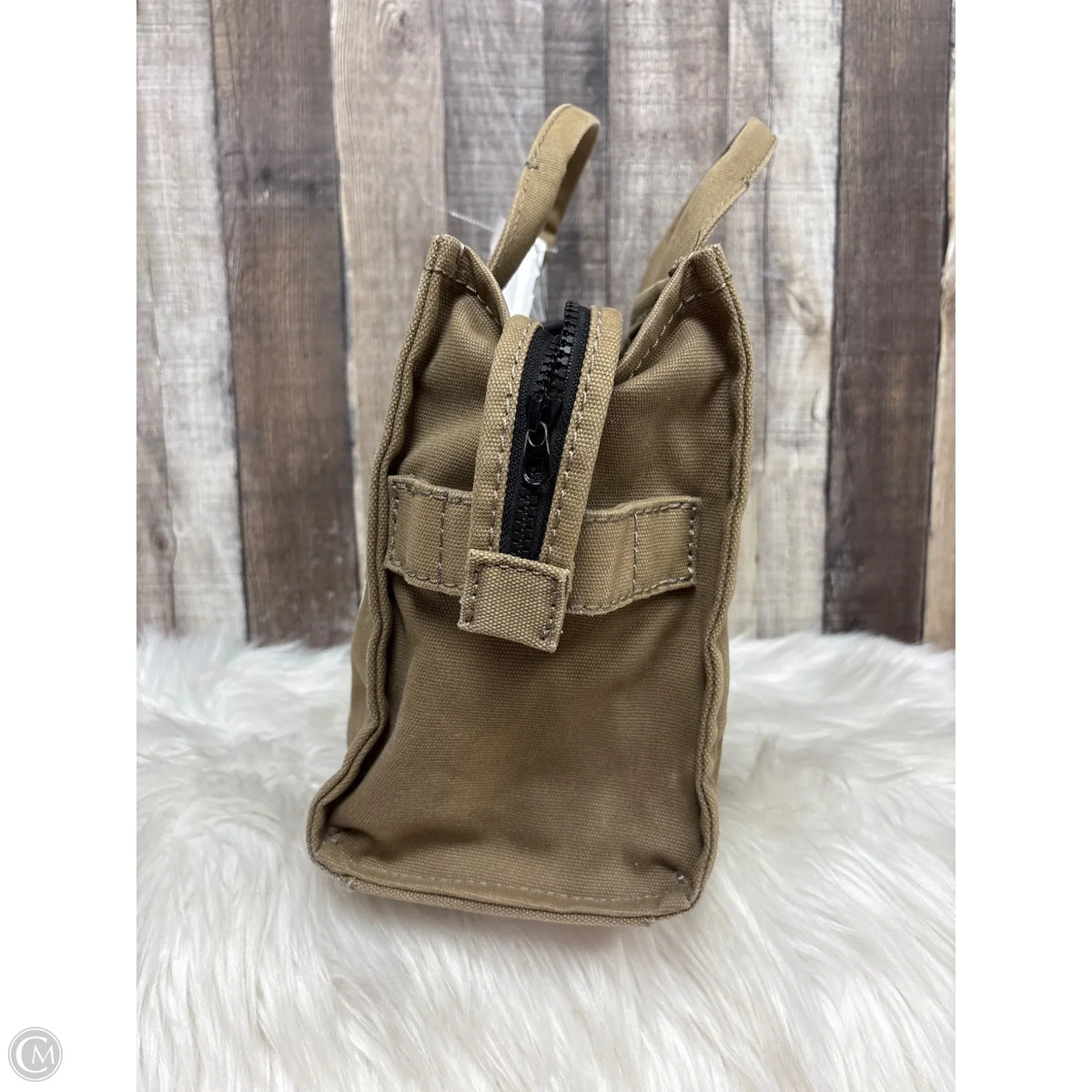 Tote Luxury Designer By Marc Jacobs, Size: Medium