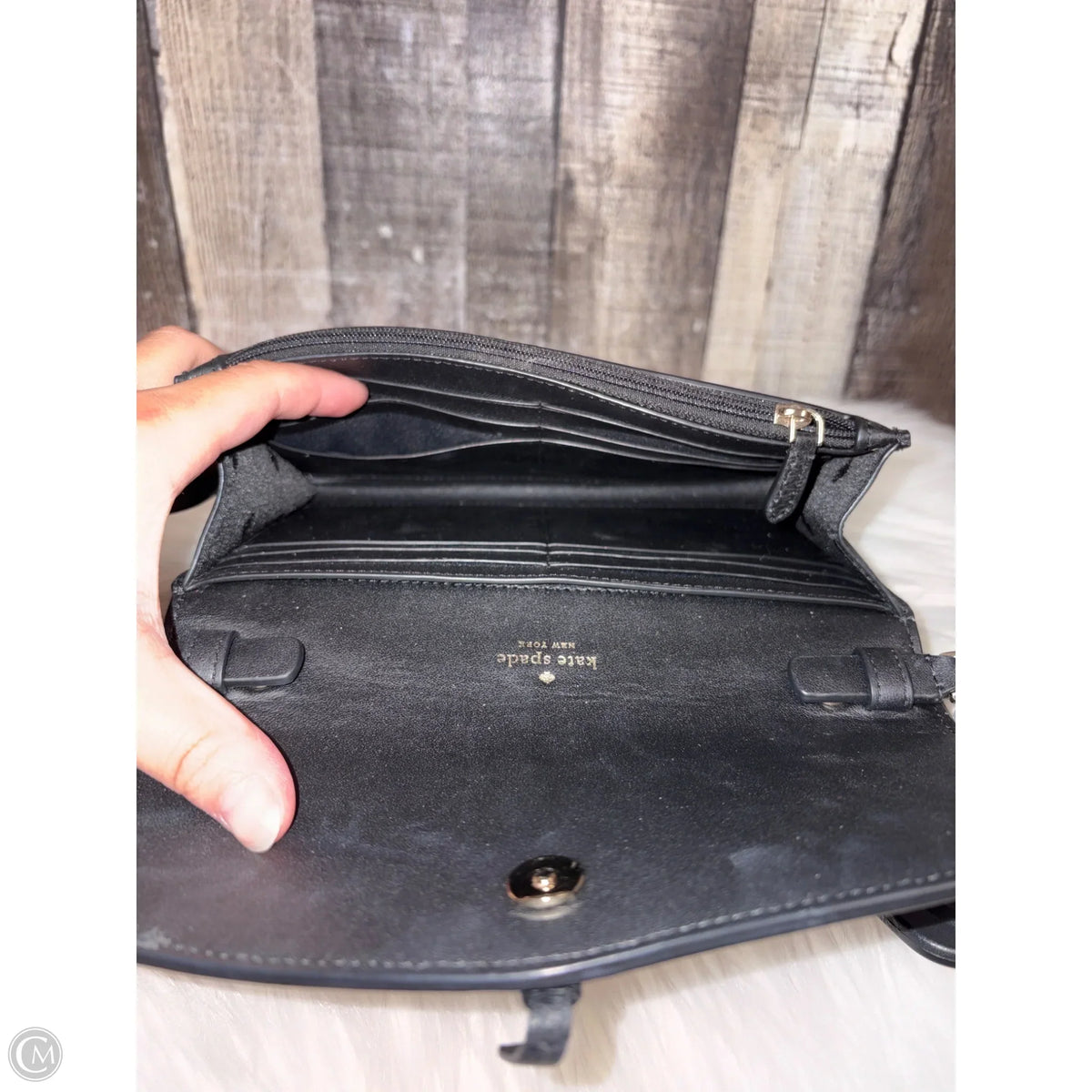 Crossbody Designer By Kate Spade, Size: Large
