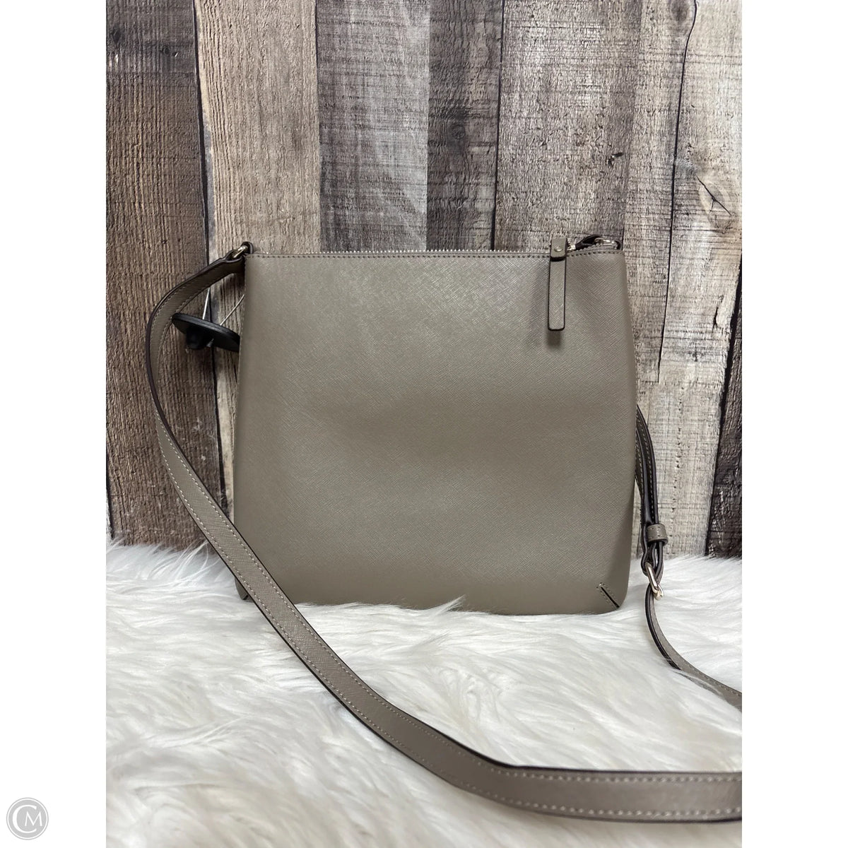 Crossbody Designer By Kate Spade, Size: Large