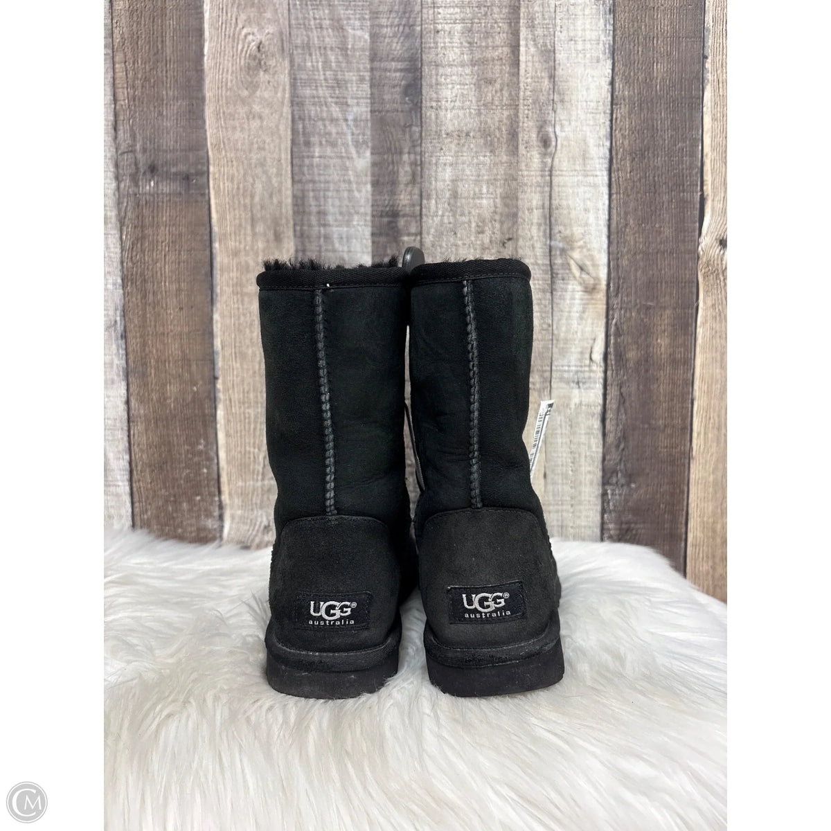 Boots Designer By Ugg In Black, Size: 8