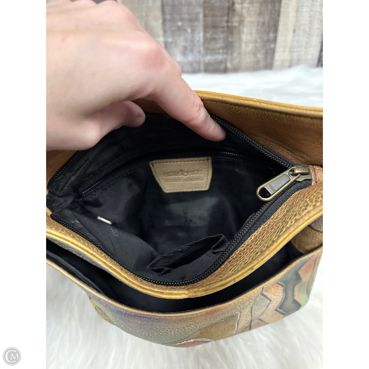 Crossbody Leather By Anuschka, Size: Large