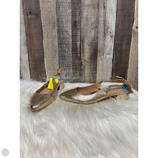 Shoes Flats By Bcbgeneration In Gold, Size: 7.5