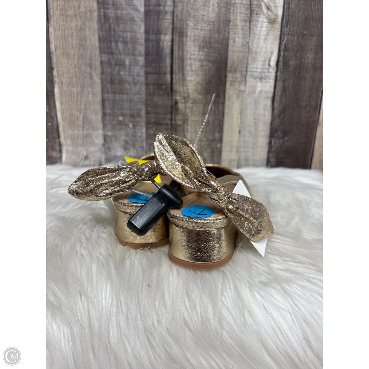 Shoes Flats By Bcbgeneration In Gold, Size: 7.5
