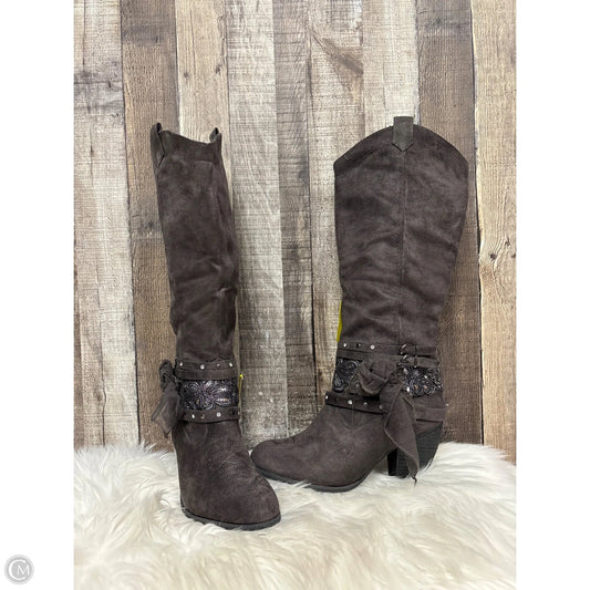 Boots Knee Heels By Not Rated In Grey, Size: 10