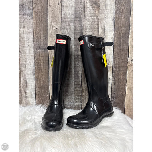 Boots Designer By Hunter In Black, Size: 6