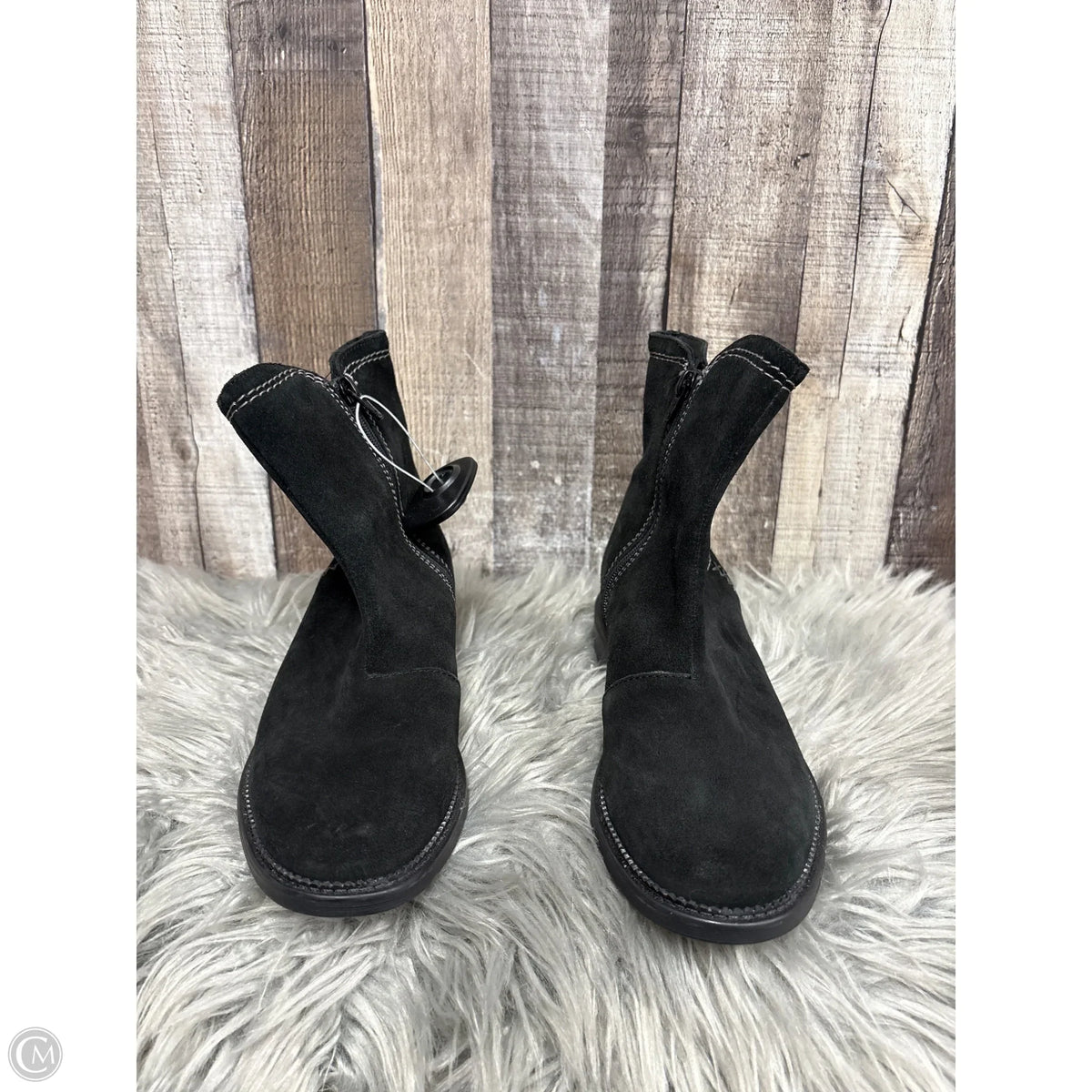 Boots Ankle Flats By Clarks In Black, Size: 8