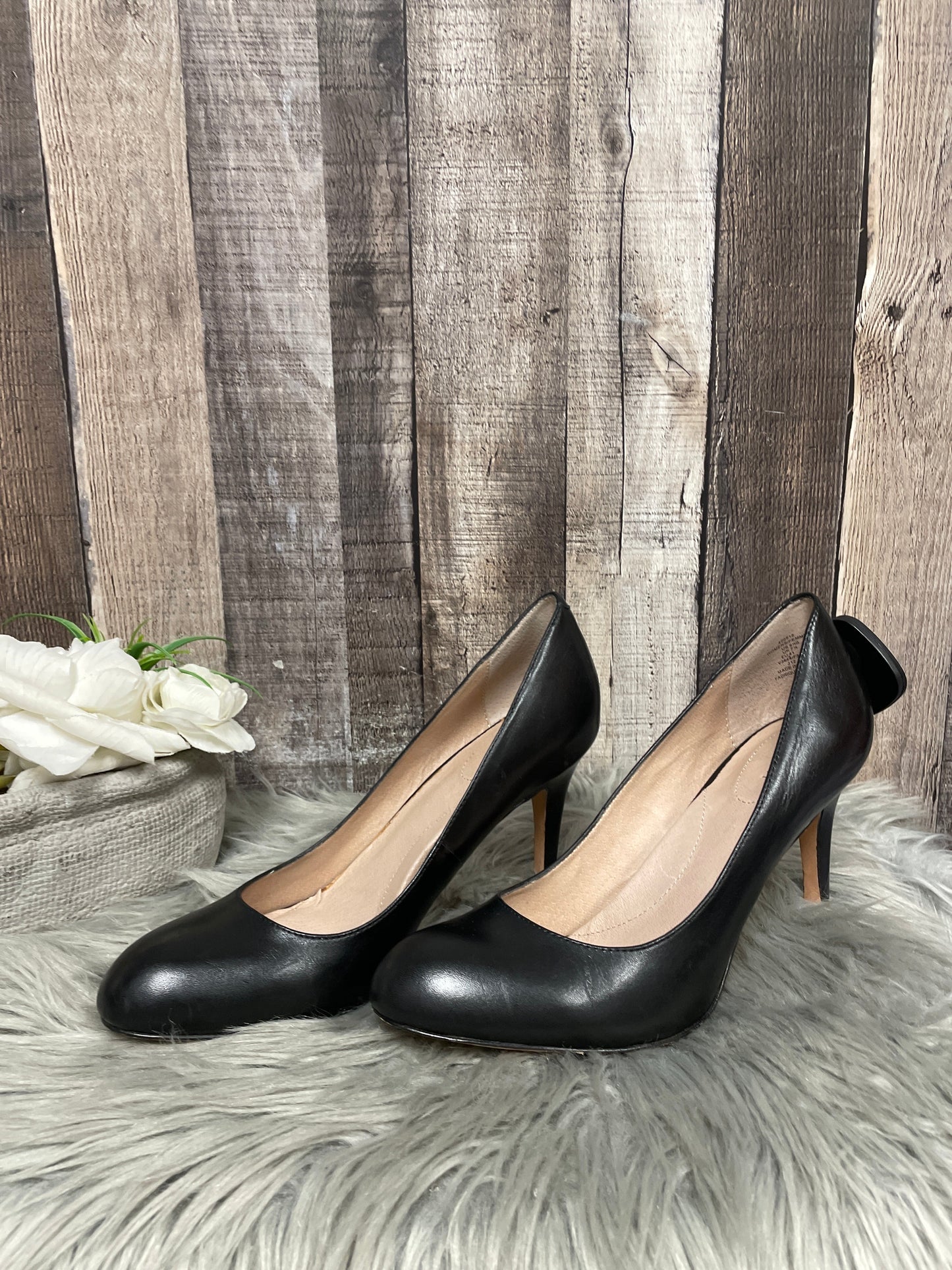 Black Shoes Heels Stiletto Lands End, Size 9.5