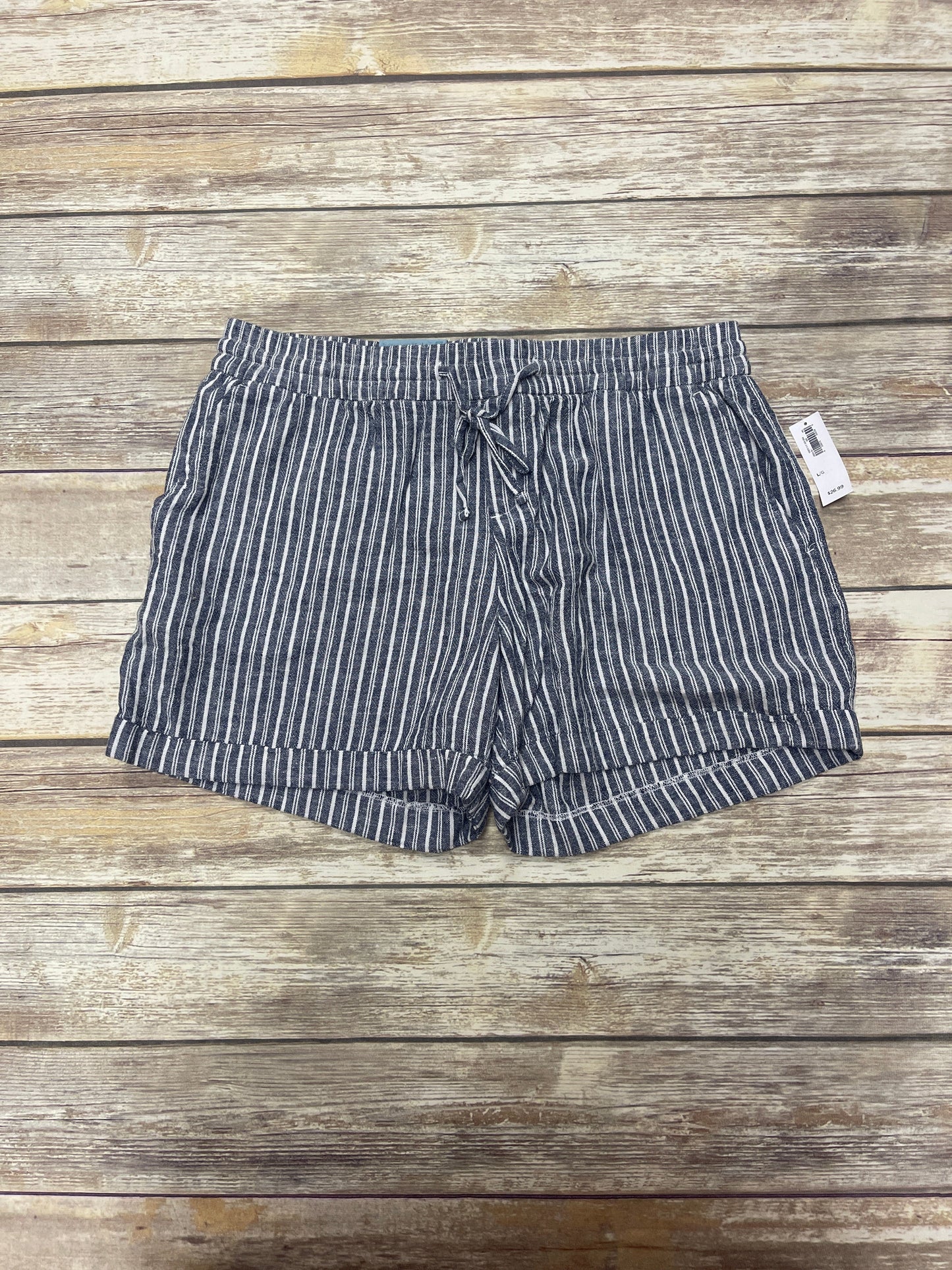 Striped Pattern Shorts Old Navy, Size L