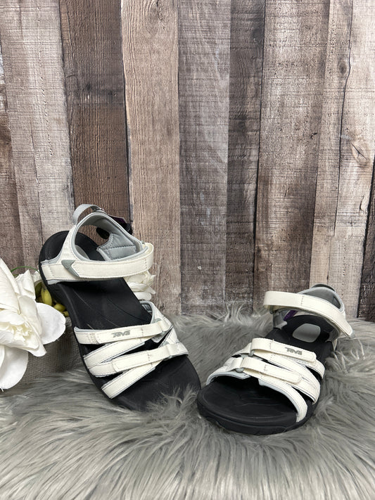White Sandals Flats Teva, Size 8