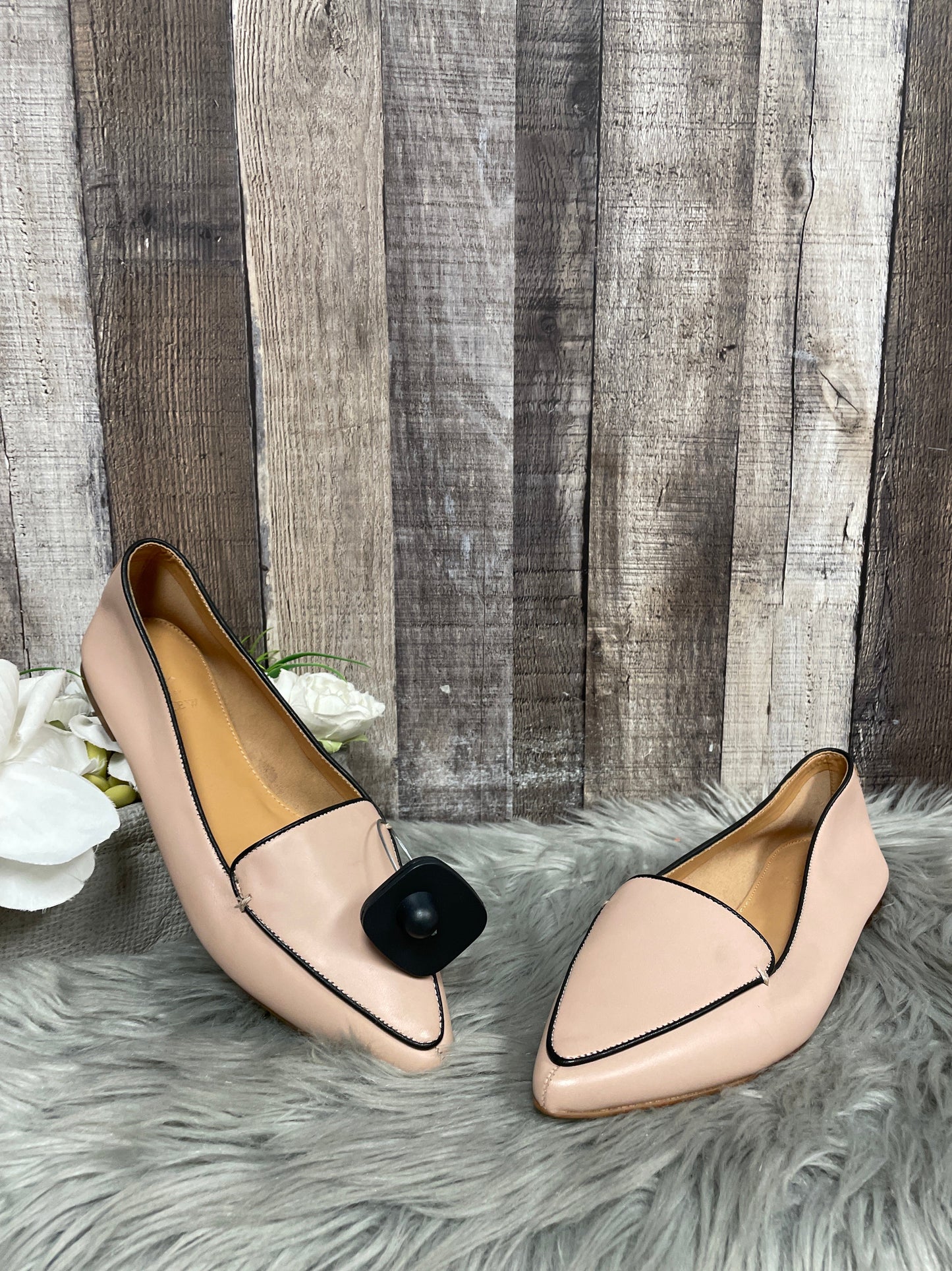 Beige Shoes Flats J. Crew, Size 9