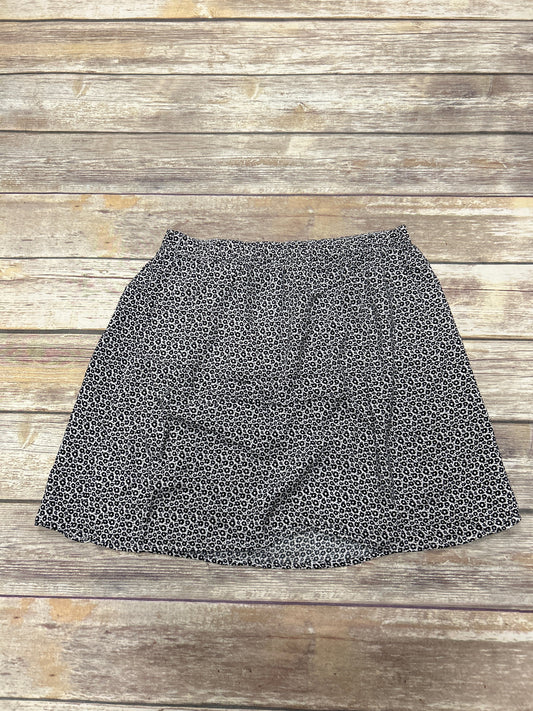 Black & White Skirt Mini & Short Divided, Size 10