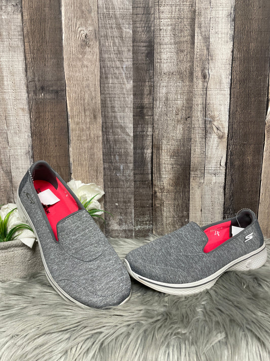 Grey Shoes Sneakers Skechers, Size 11