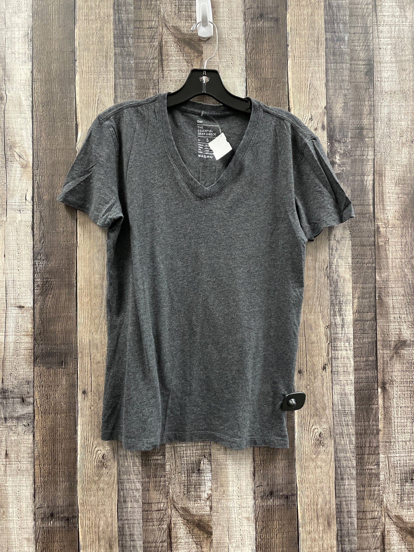 Top Short Sleeve By Gap In Grey, Size: S