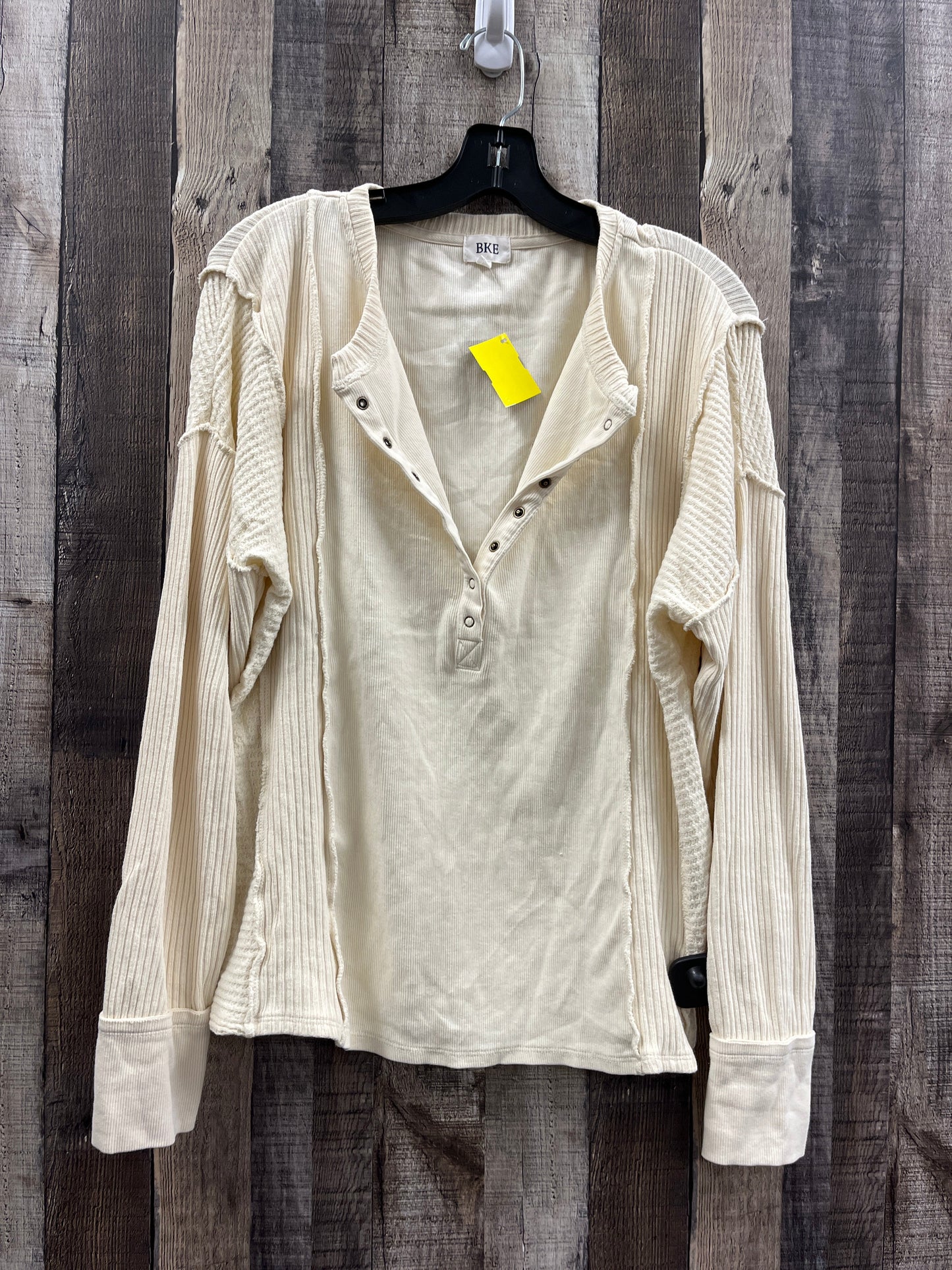 Top Long Sleeve By Bke In Beige, Size: M