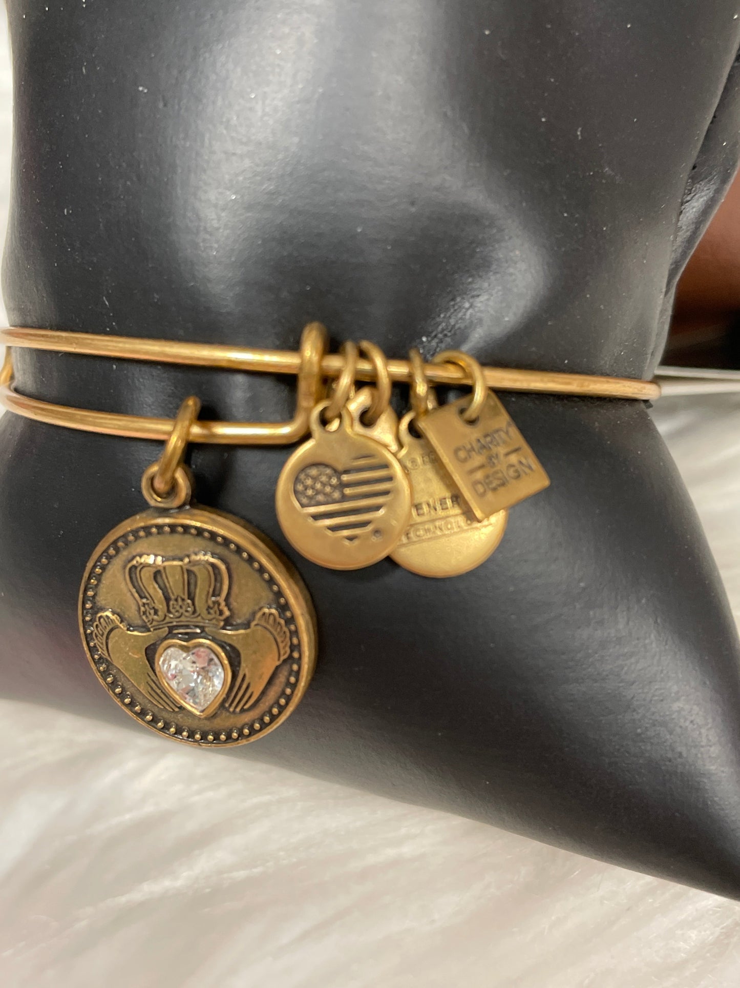 Bracelet Charm By Alex And Ani