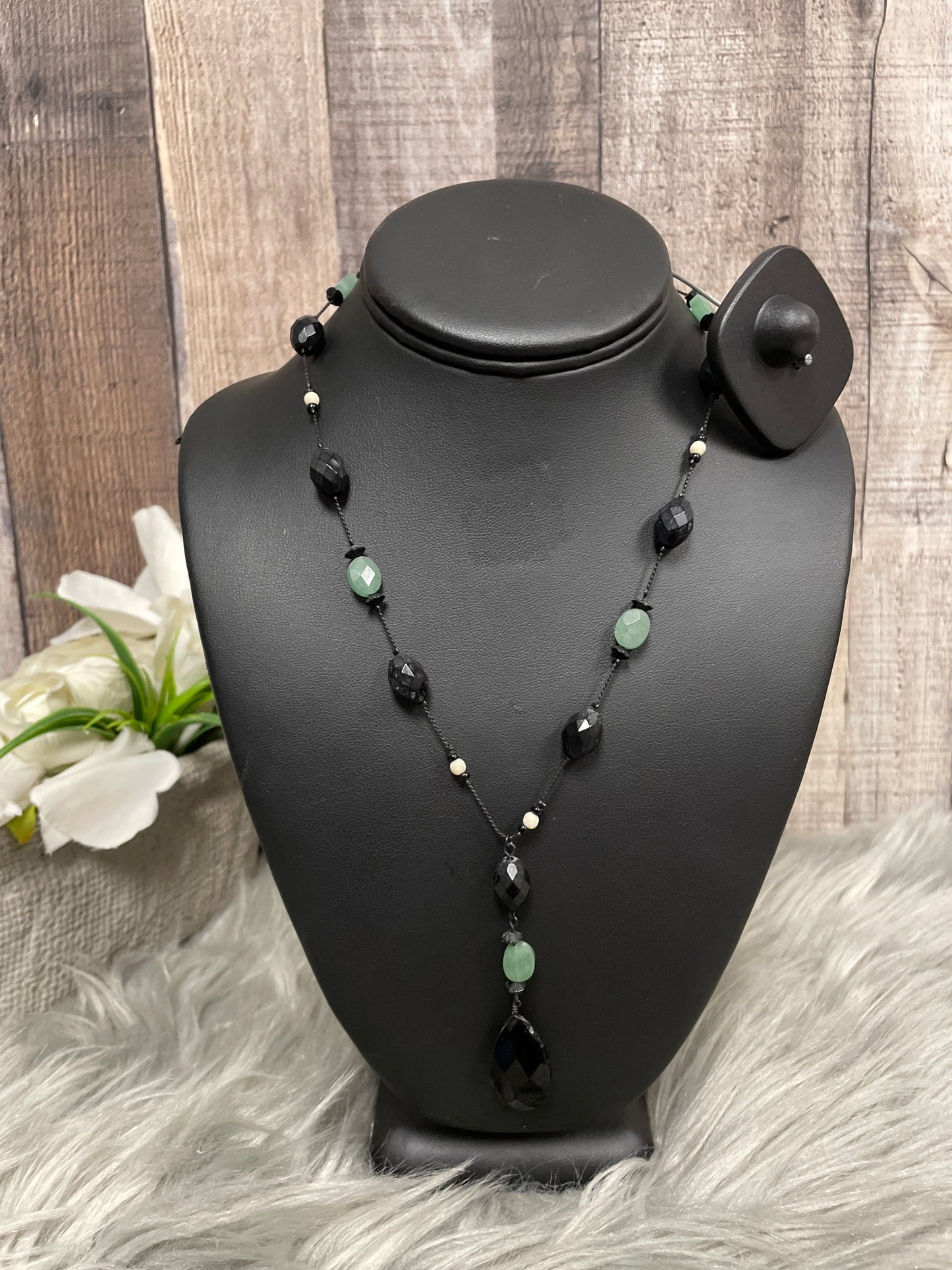 Necklace Lariat & Y-drop By Lia Sophia