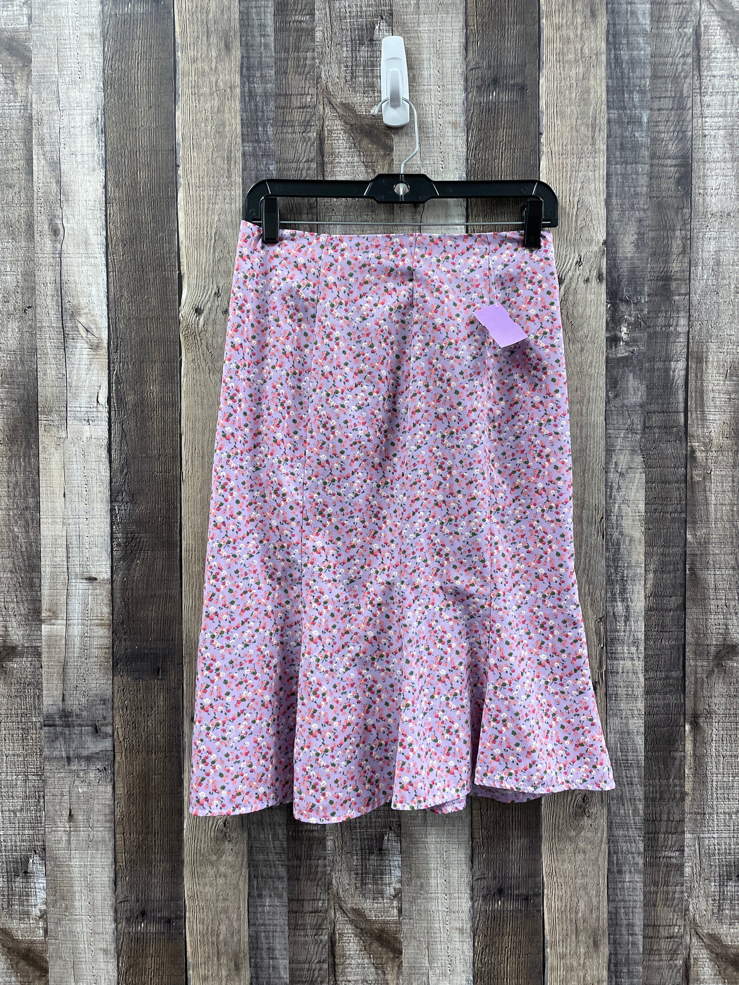 Skirt Midi By Shein  Size: 4