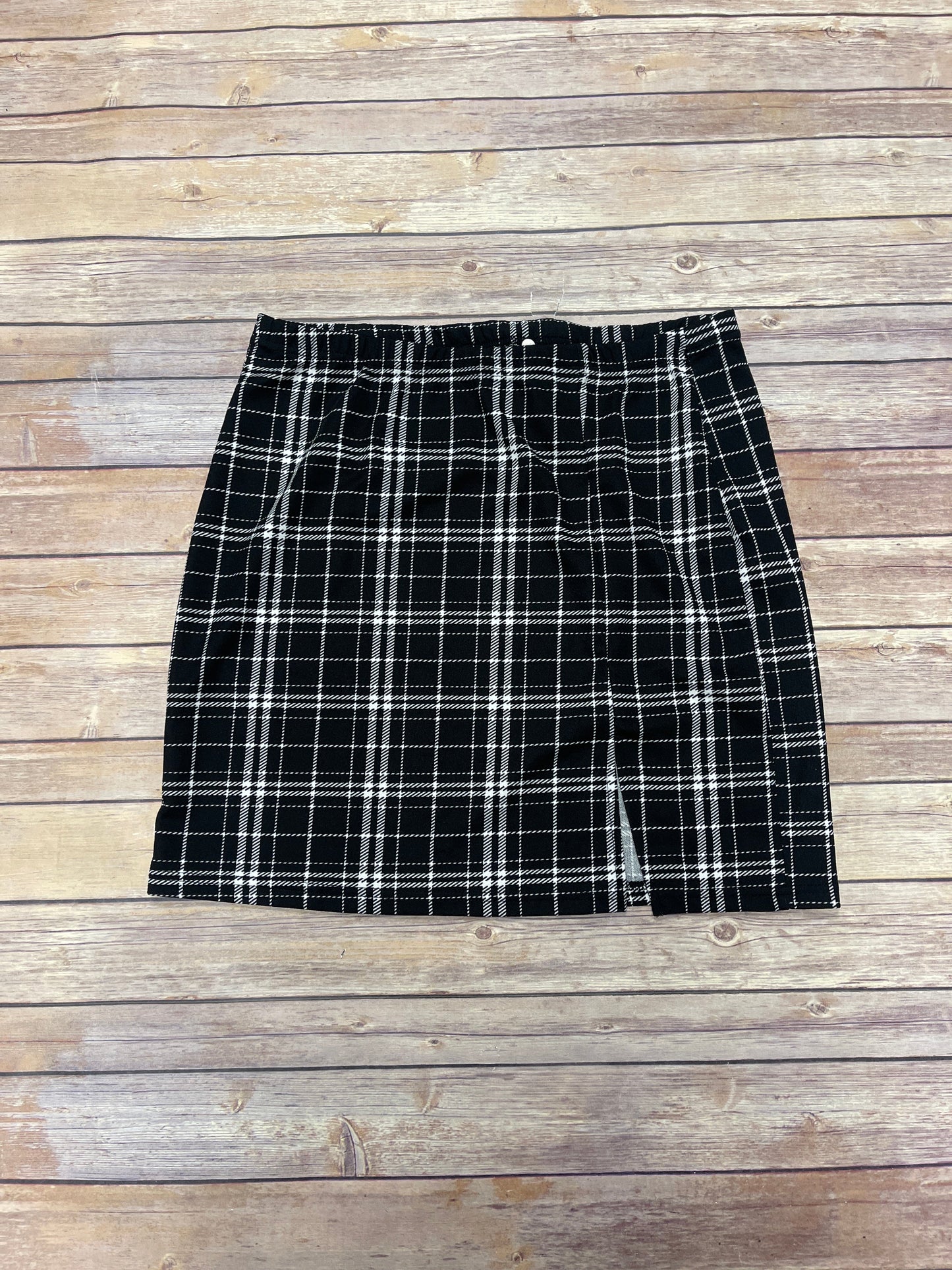 Skirt Mini & Short By Shein  Size: 1x