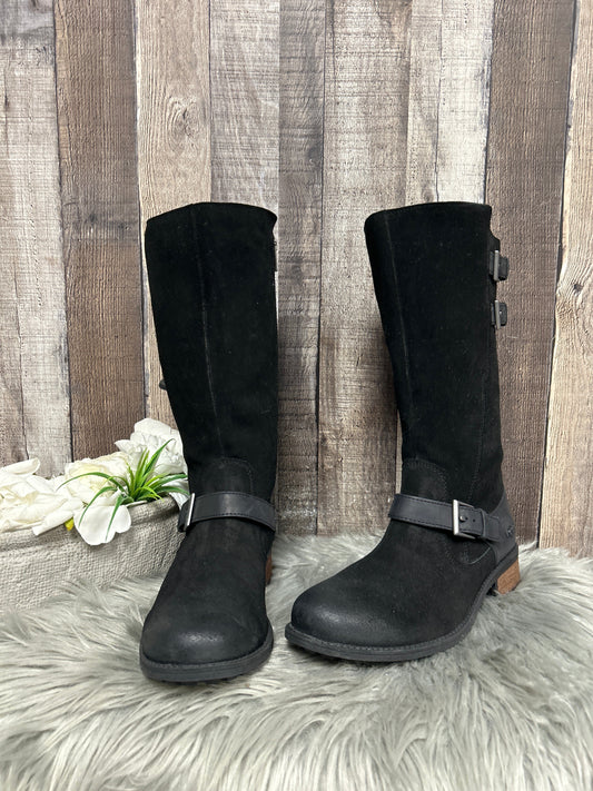 Boots Designer By Ugg In Black, Size: 9.5