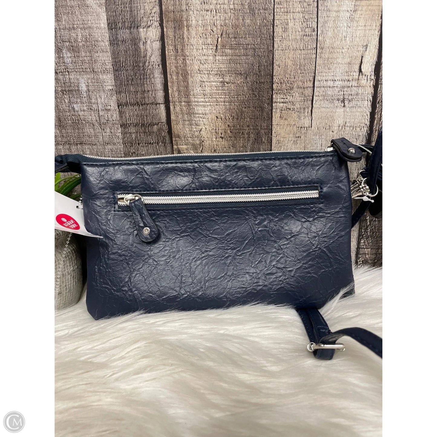 Crossbody By Stone Mountain, Size: Medium