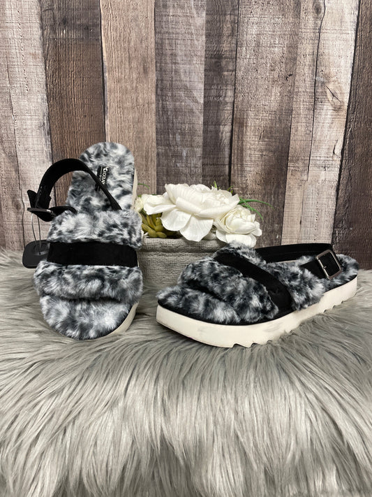 Sandals Heels Platform By Koolaburra By Ugg  Size: 9