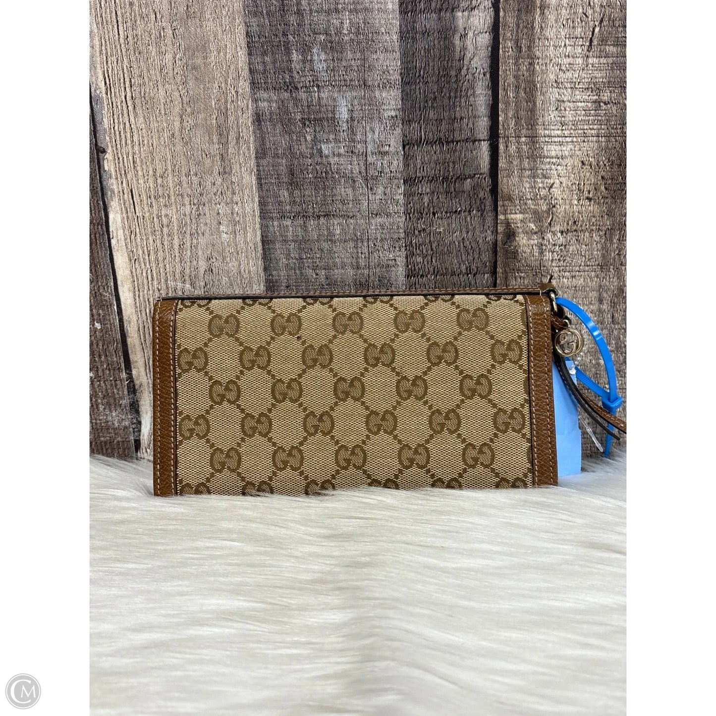 Wallet Luxury Designer By Gucci, Size: Medium