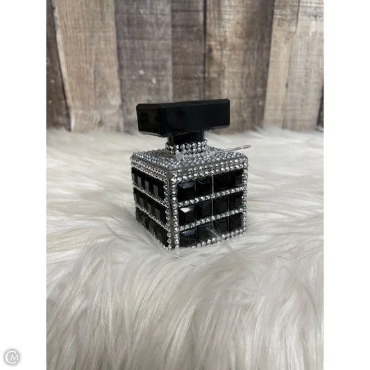 Accessory Label By Cmf