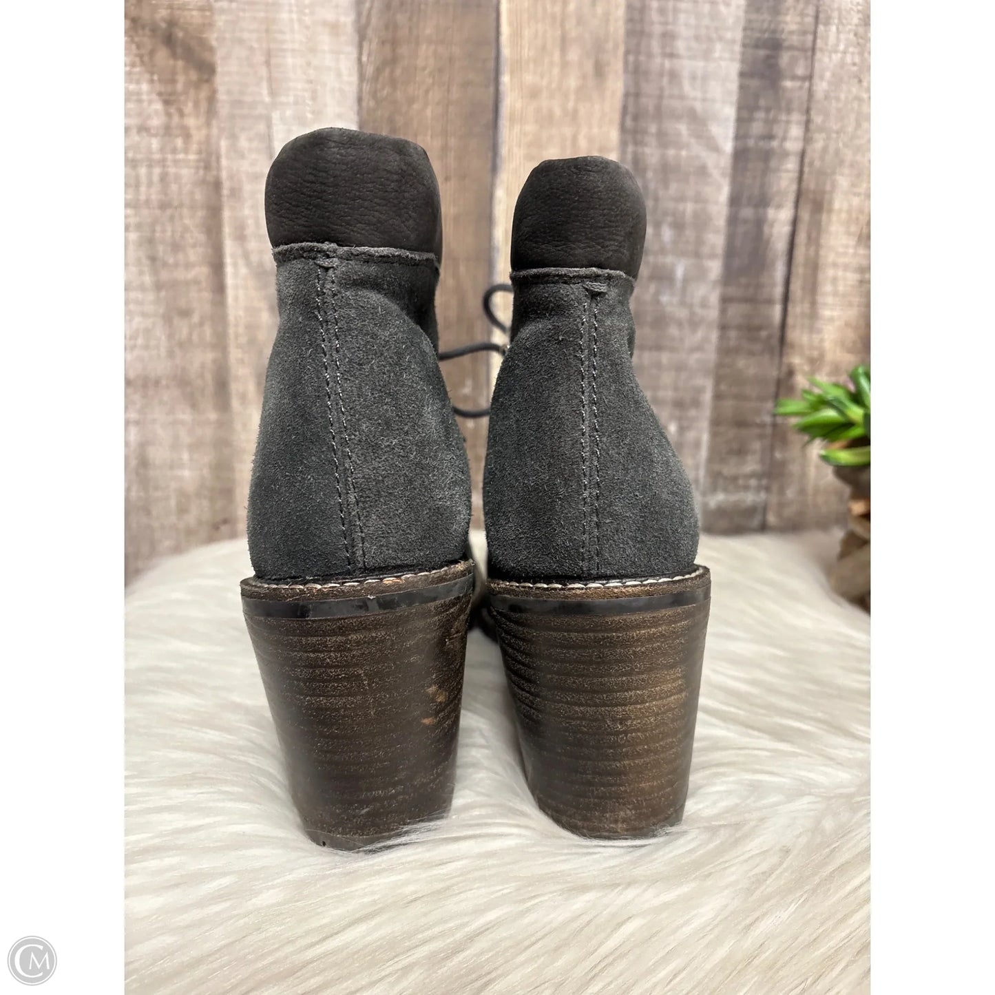 Boots Ankle Heels By Dolce Vita In Grey, Size: 9.5