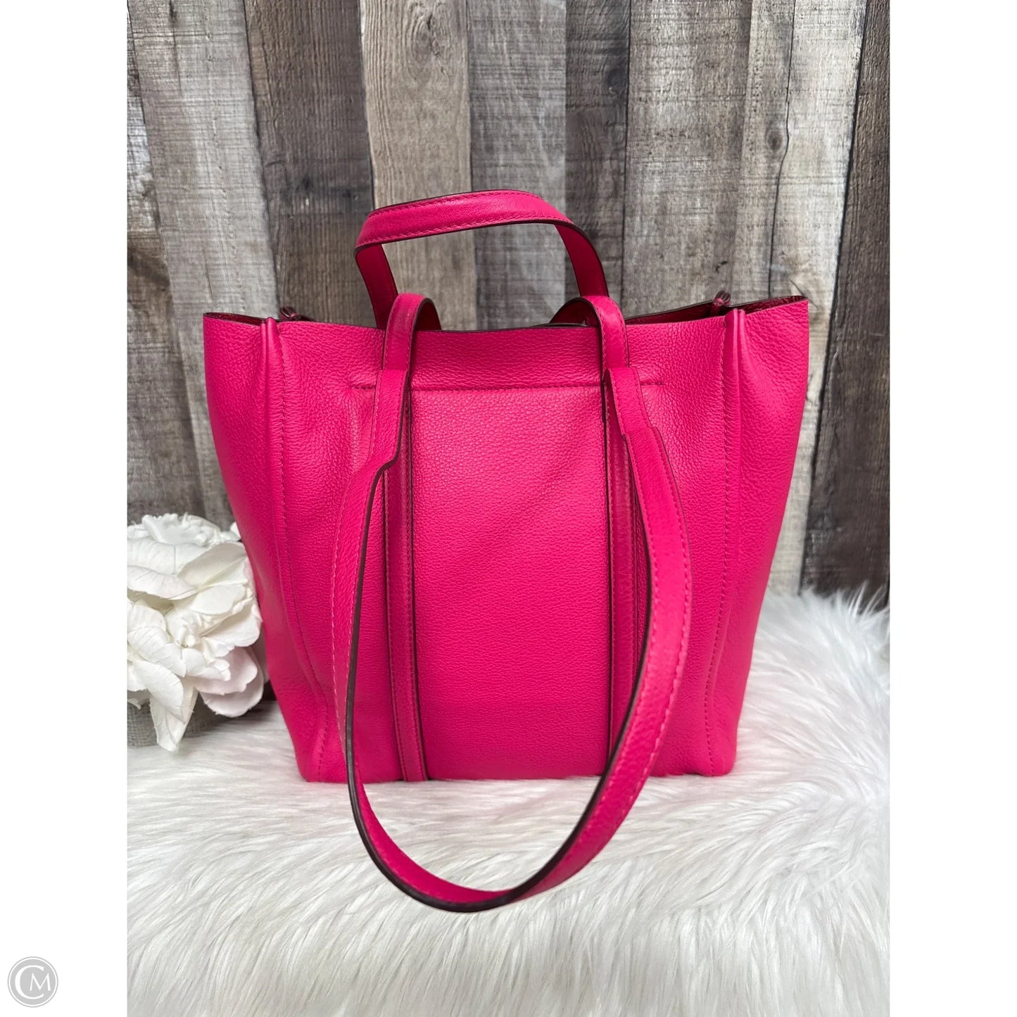 Handbag Luxury Designer By Marc Jacobs, Size: Medium