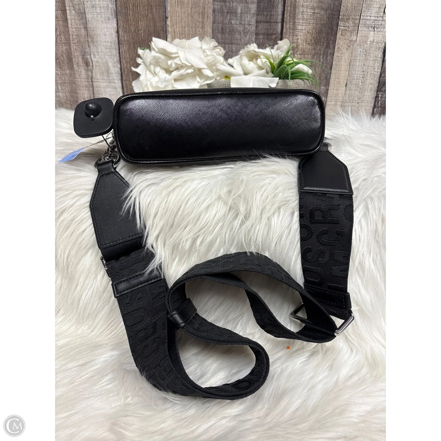 Crossbody Luxury Designer By Marc Jacobs, Size: Small