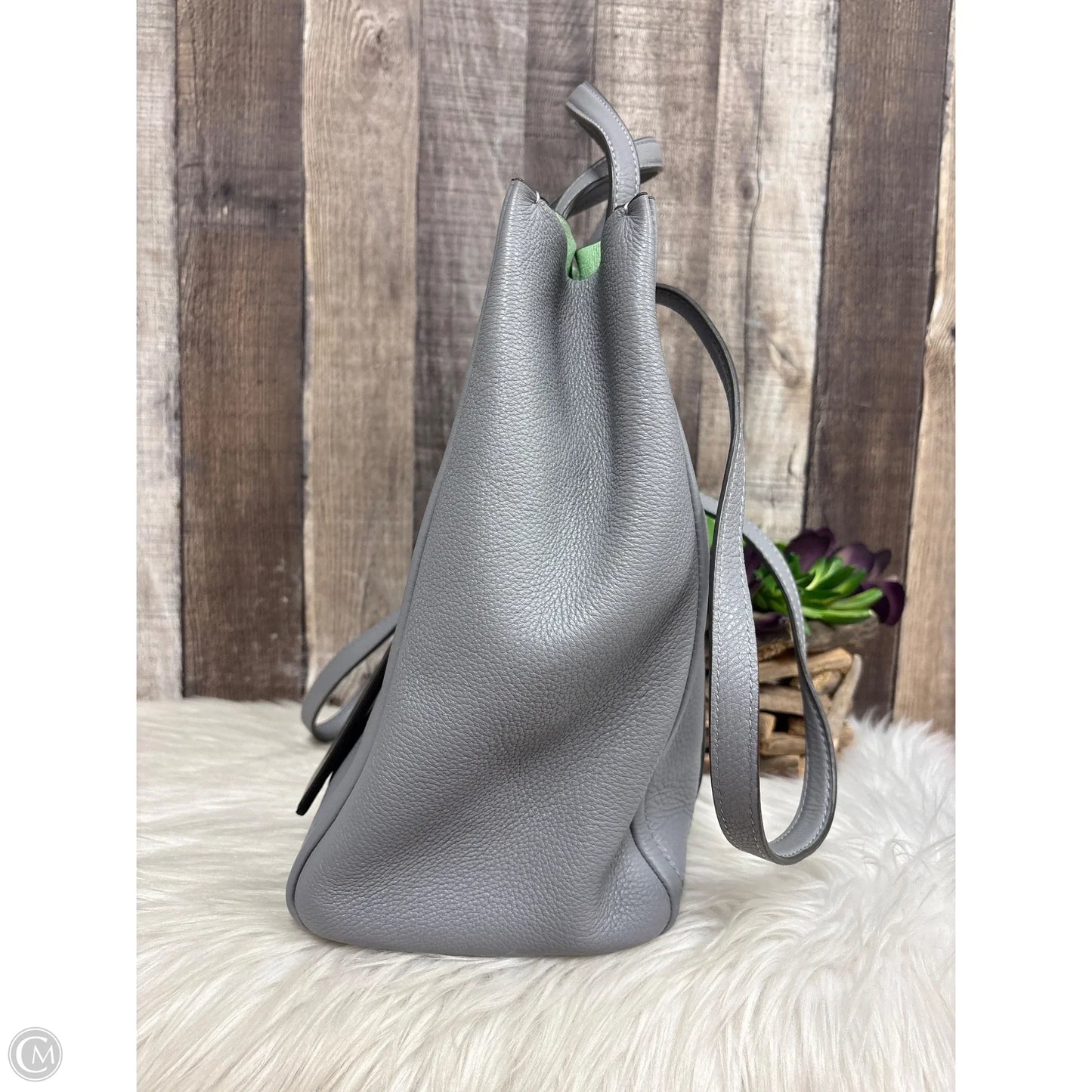 Handbag Luxury Designer By Marc Jacobs, Size: Medium