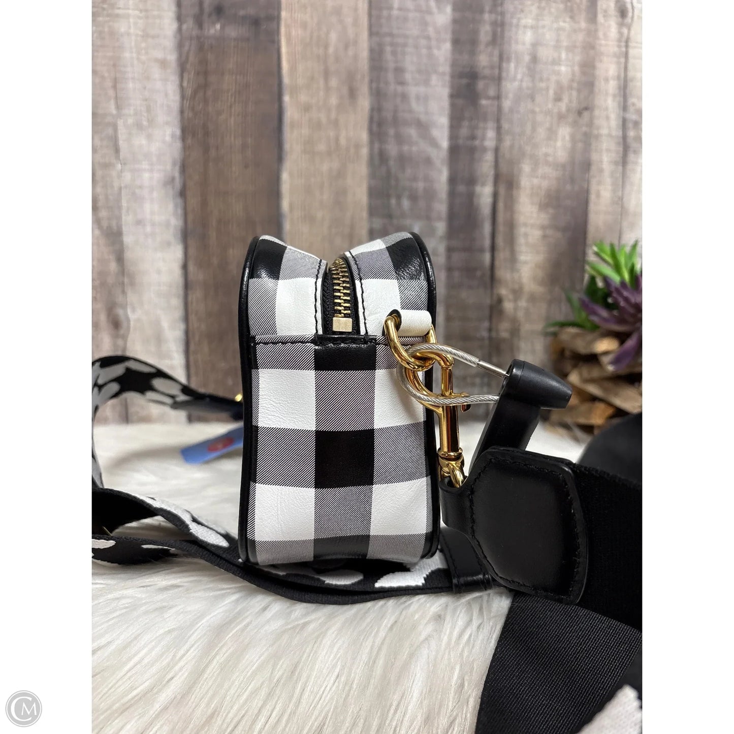 Crossbody Luxury Designer By Marc Jacobs, Size: Small