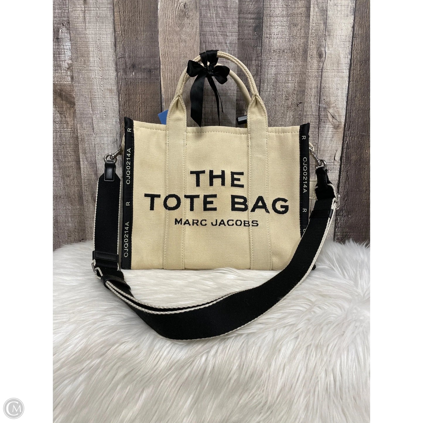 Tote Luxury Designer By Marc Jacobs, Size: Large