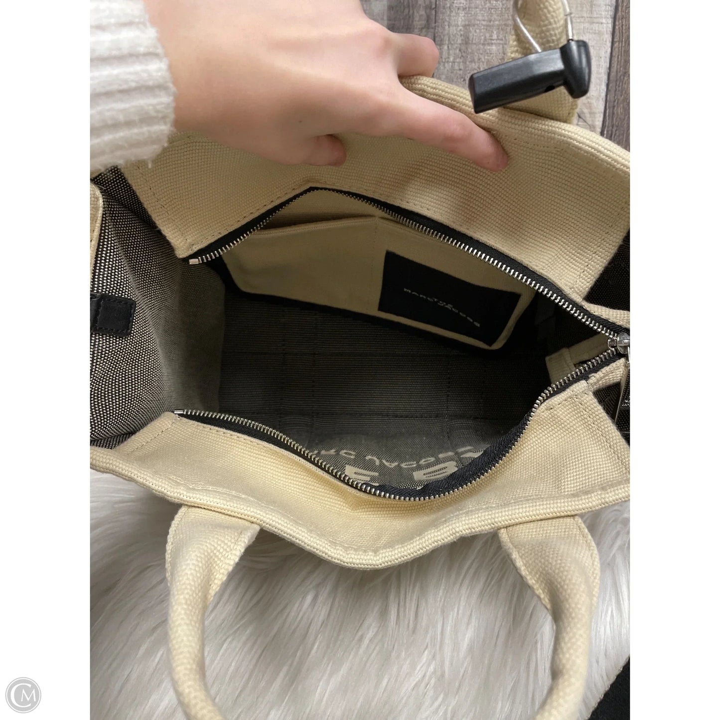 Tote Luxury Designer By Marc Jacobs, Size: Large