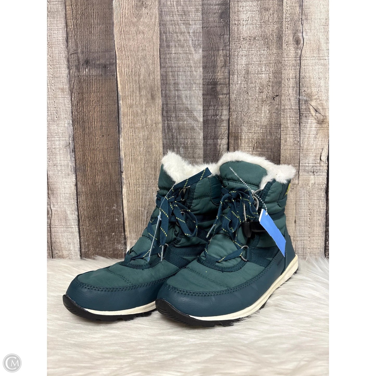 Boots Ankle Flats By Sorel In Green, Size: 8