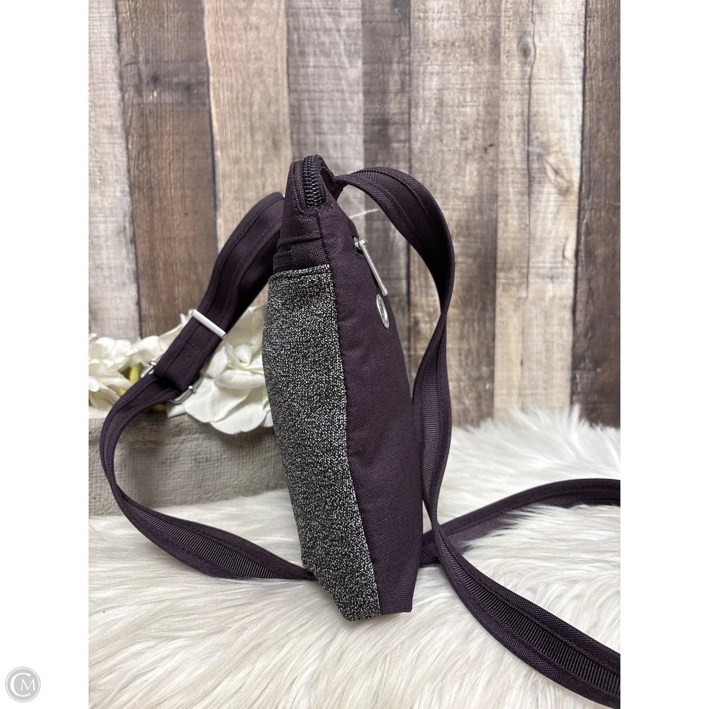 Crossbody By Baggallini, Size: Medium