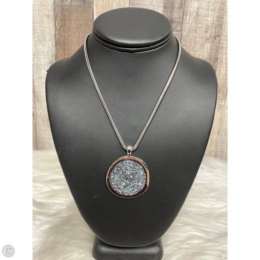 Necklace Set By Paparazzi, Size: 02 Piece Set