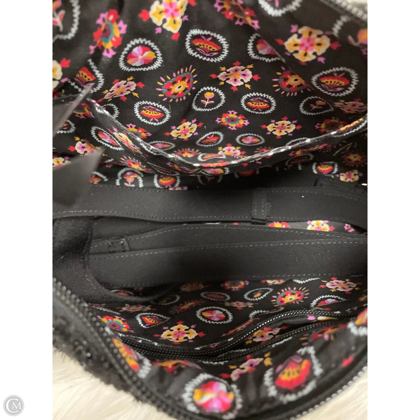Handbag By Vera Bradley, Size: Medium